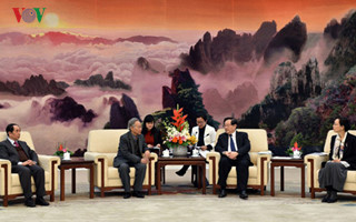 Phó Chủ tịch Chính hiệp Toàn quốc Trung Quốc tiếp Đoàn đại biểu Việt Nam tham dự Diễn đàn nhân dân Việt - Trung lần thứ 8