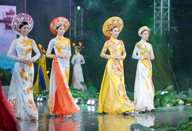 Hanoi Celebrates the Distinctly Vietnamese Beauty of Ao Dai