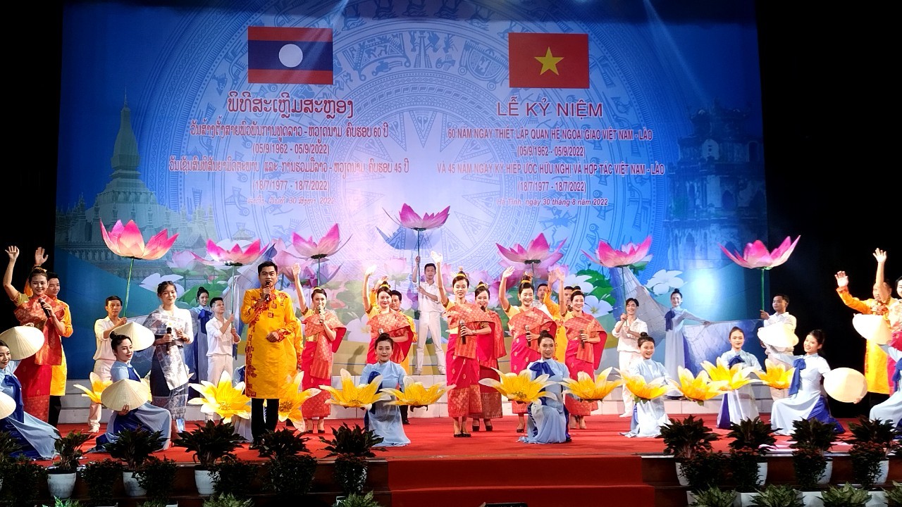 Hà Tĩnh tổ chức kỷ niệm 60 năm Ngày thiết lập quan hệ ngoại giao Việt Nam - Lào