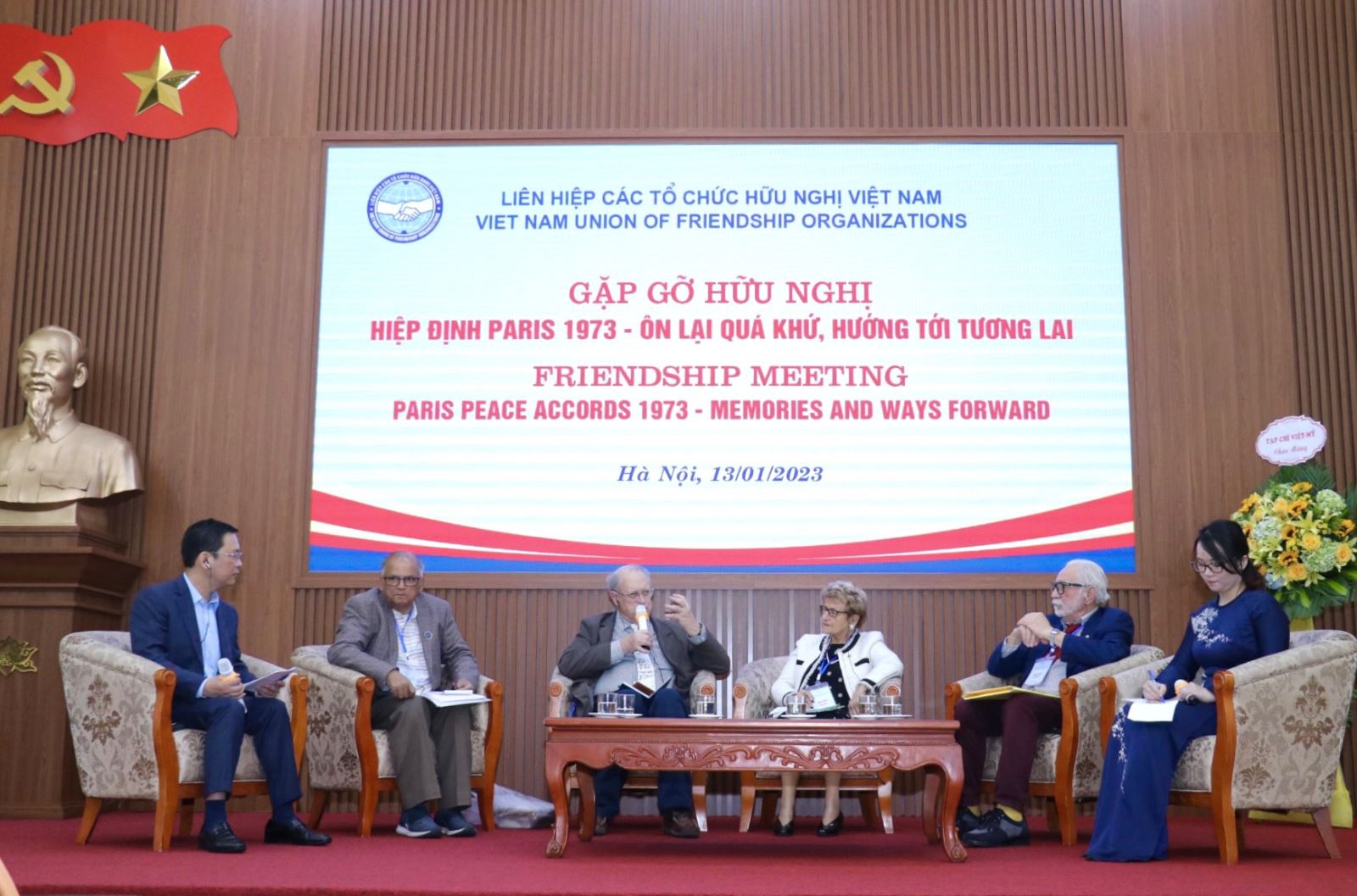 Kỷ niệm 50 năm Ngày ký Hiệp định Paris về chấm dứt chiến tranh, lập lại hòa bình ở Việt Nam