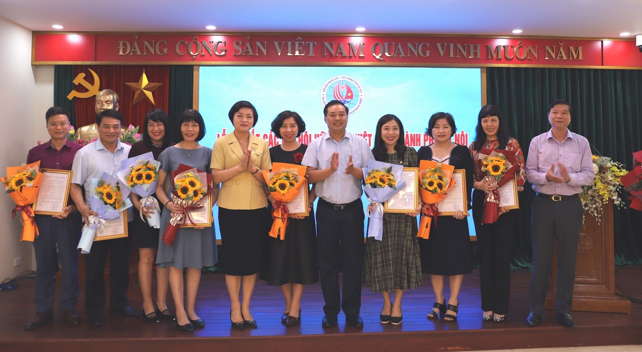 Hội hữu nghị Việt - Mỹ thành phố Hà Nội thành lập 11 chi hội