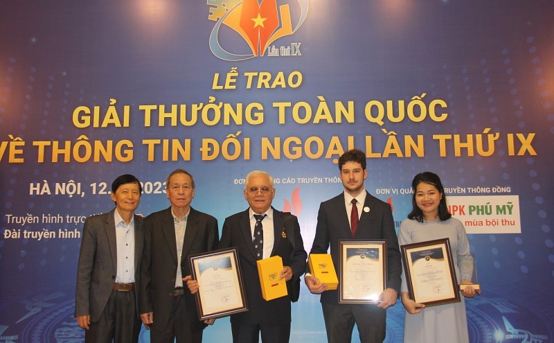 9th National External Information Service Awards: Widespread Vietnam's image to int'l friends