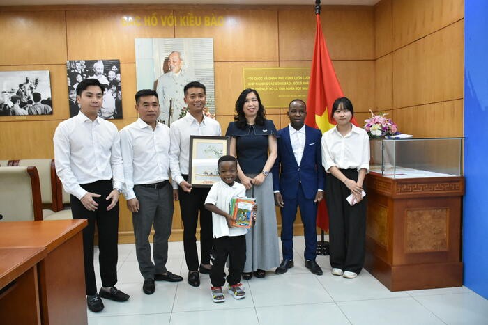 Tieu de