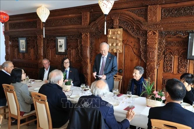 Swiss Party of Labour delighted with Viet Nam's development achievements