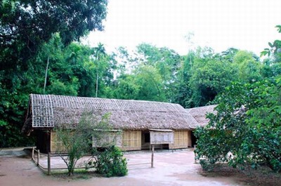 Di tích lịch sử Khu lưu niệm Chủ tịch Hồ Chí Minh tại Kim Liên (huyện Nam Đàn, tỉnh Nghệ An)
