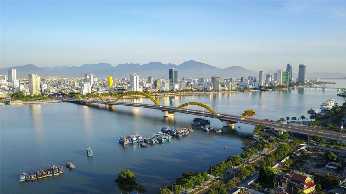 Overcoming headwinds, Viet Nam lays cornerstone to break through into new era: PM