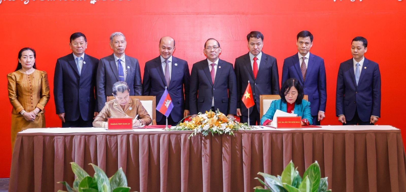 Thúc đẩy giao lưu nhân dân Việt Nam - Campuchia từ kênh Mặt trận