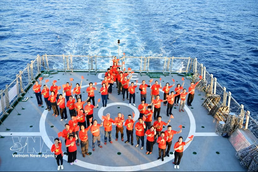 Viet Nam launches programme to attract foreign, overseas Vietnamese scholars