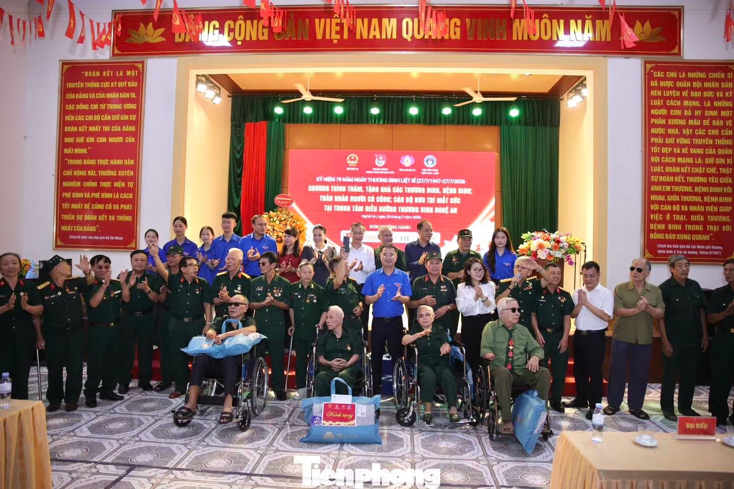 Hội hữu nghị Việt Nam - Lào tham gia hành trình tri ân người có công tại Nghệ An