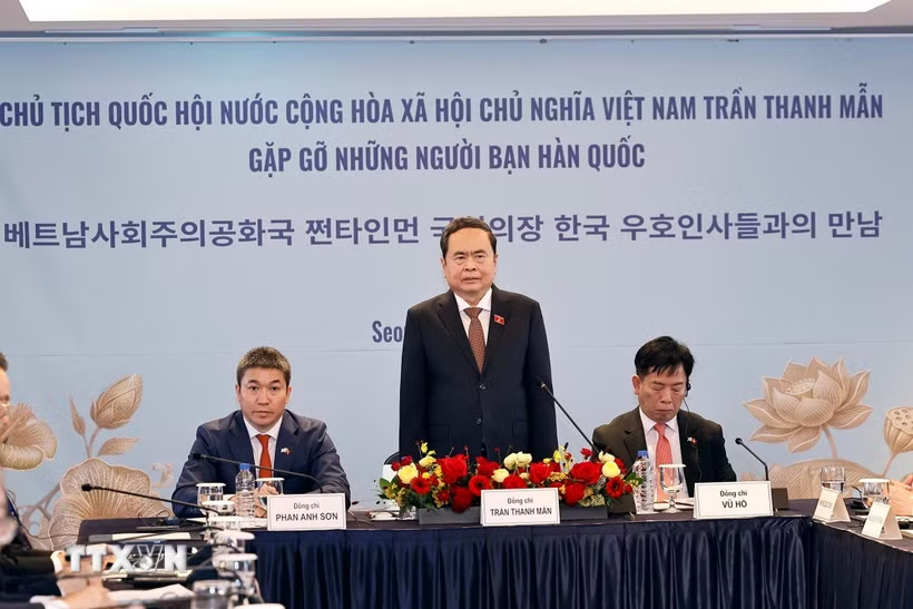 Chủ tịch Quốc hội Trần Thanh Mẫn gặp gỡ những người bạn Hàn Quốc