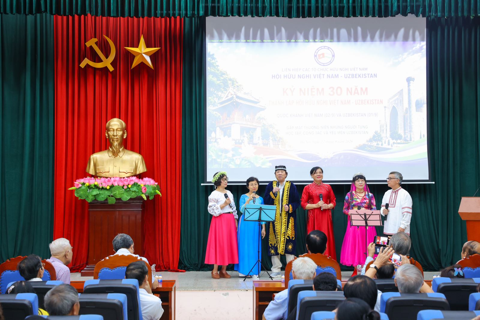 Hội Hữu nghị Việt Nam – Uzbekistan: 30 năm gắn kết, vun đắp tình hữu nghị nhân dân hai nước
