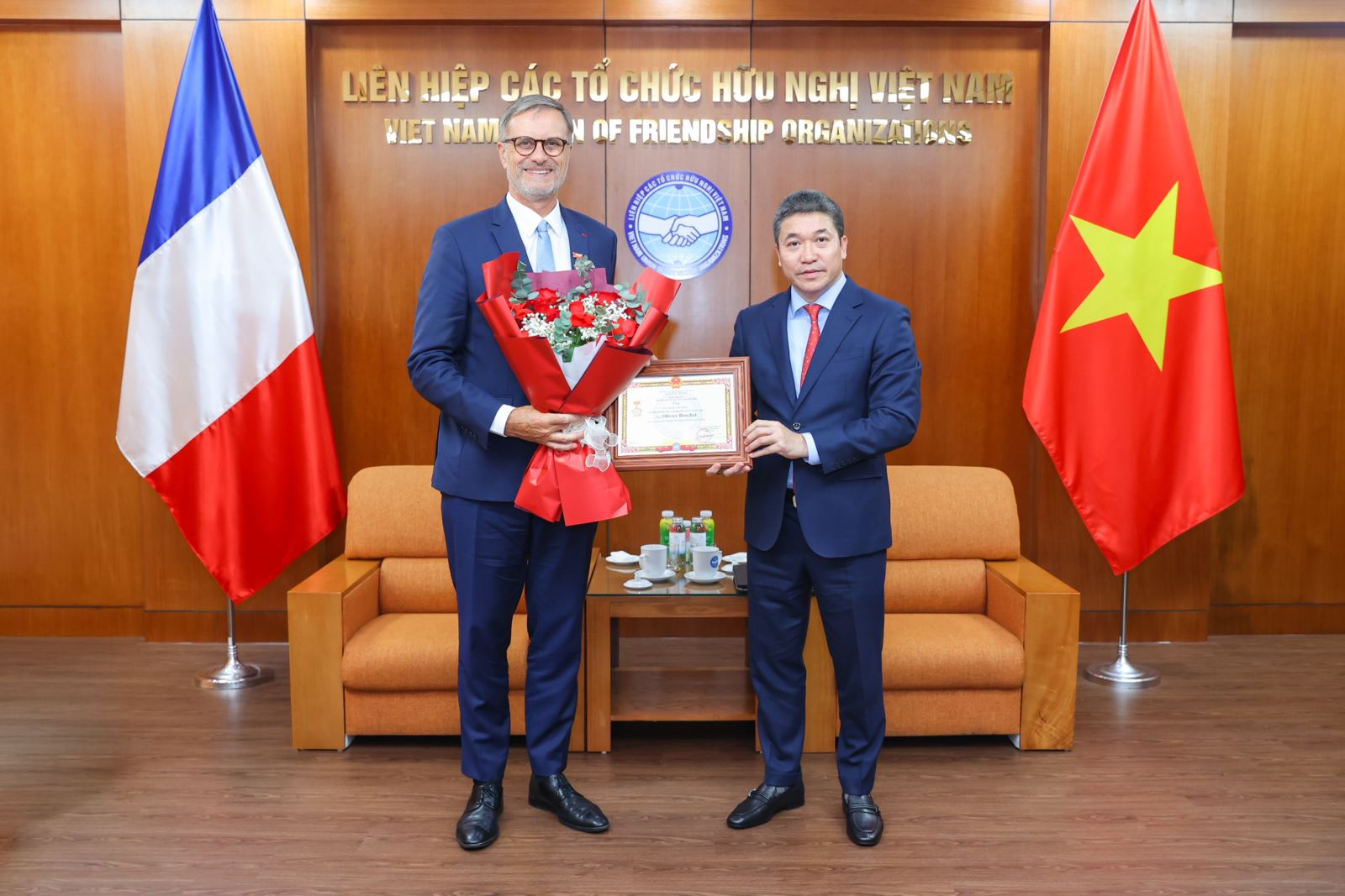 Ngài Olivier Brochet: “Đại sứ của nhân dân” trong quan hệ Việt - Pháp