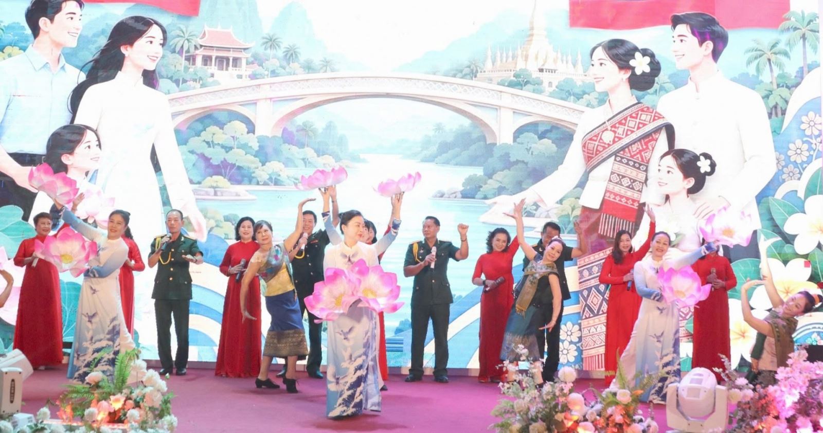 Hai Phong: Vietnamese and International Melodies Foster Friendship